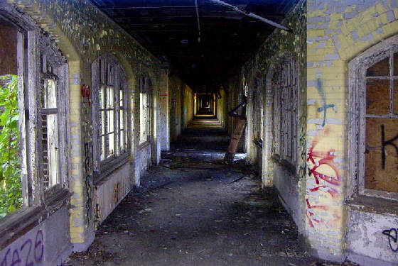 hauntedhallway2.jpg